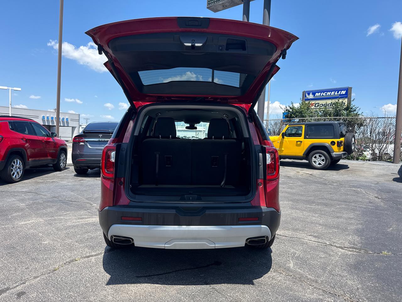 2023 GMC Acadia