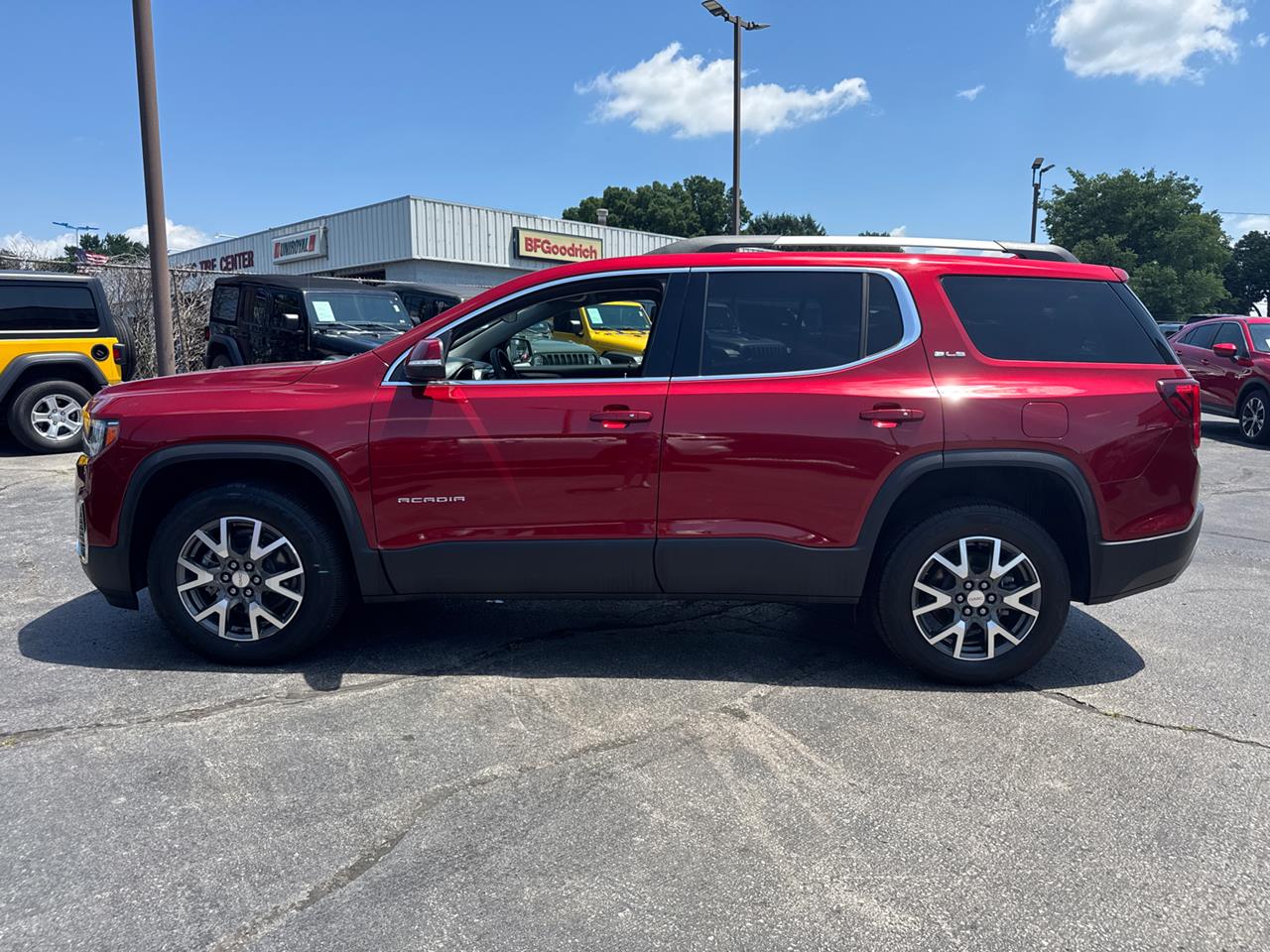 2023 GMC Acadia