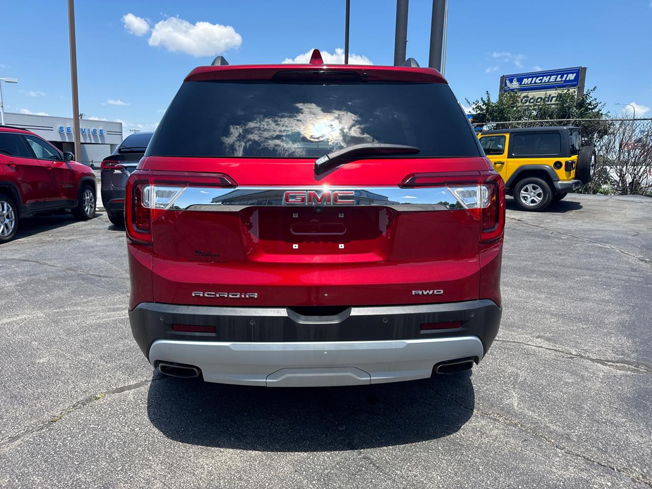 2023 GMC Acadia