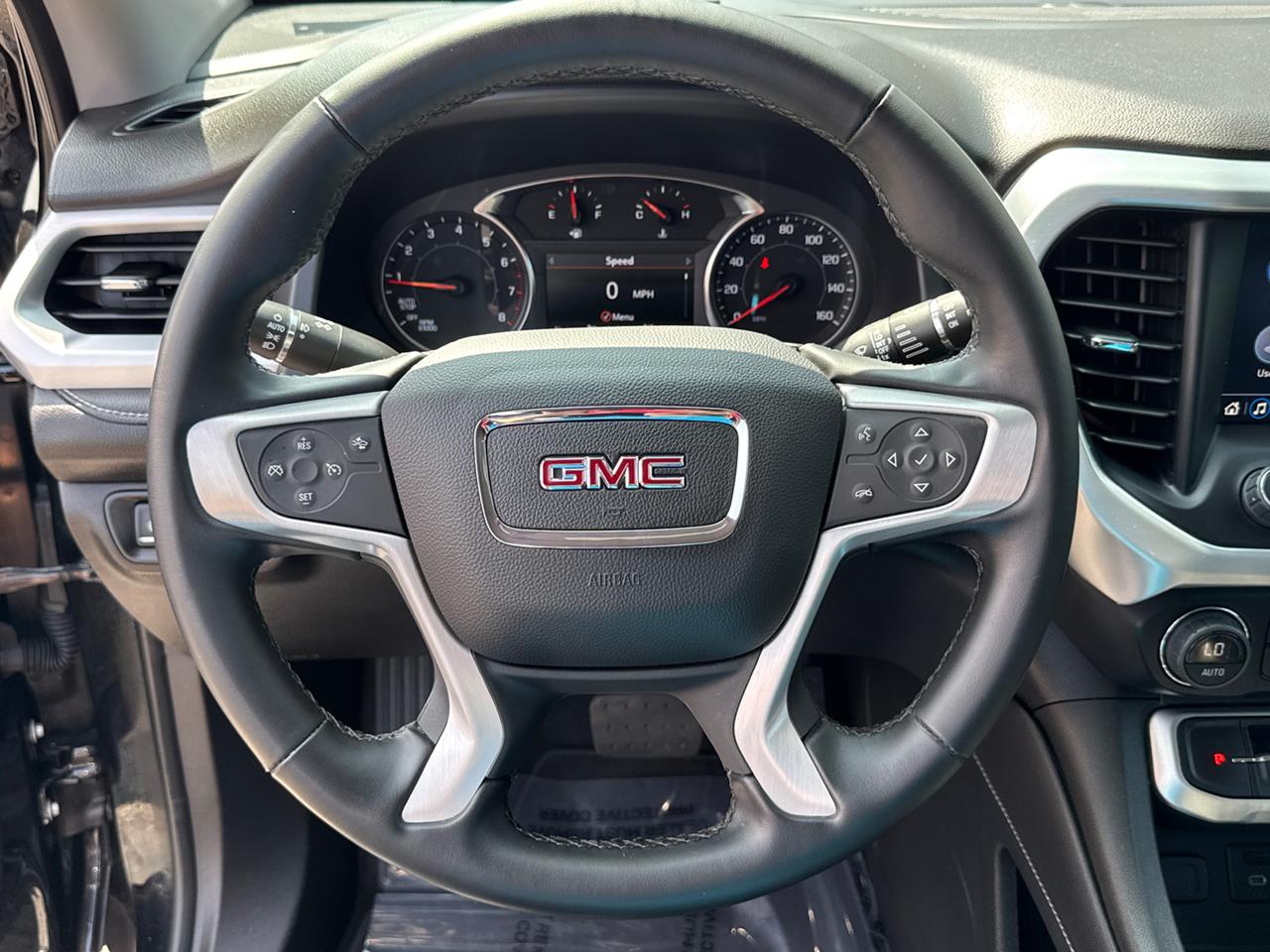 2023 GMC Acadia