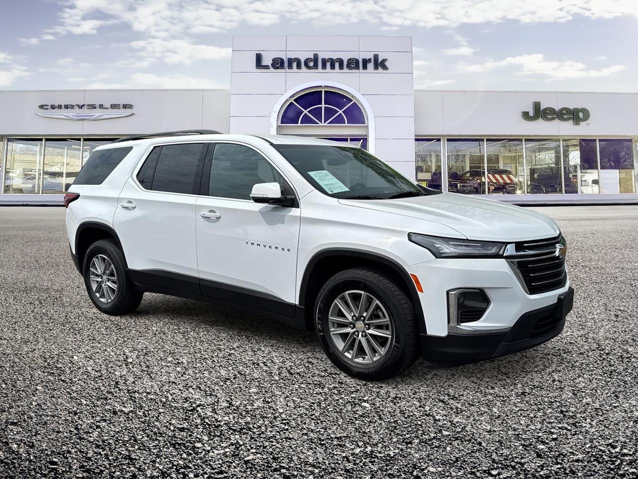 Used 2023 Chevrolet Traverse LT  Crossovers