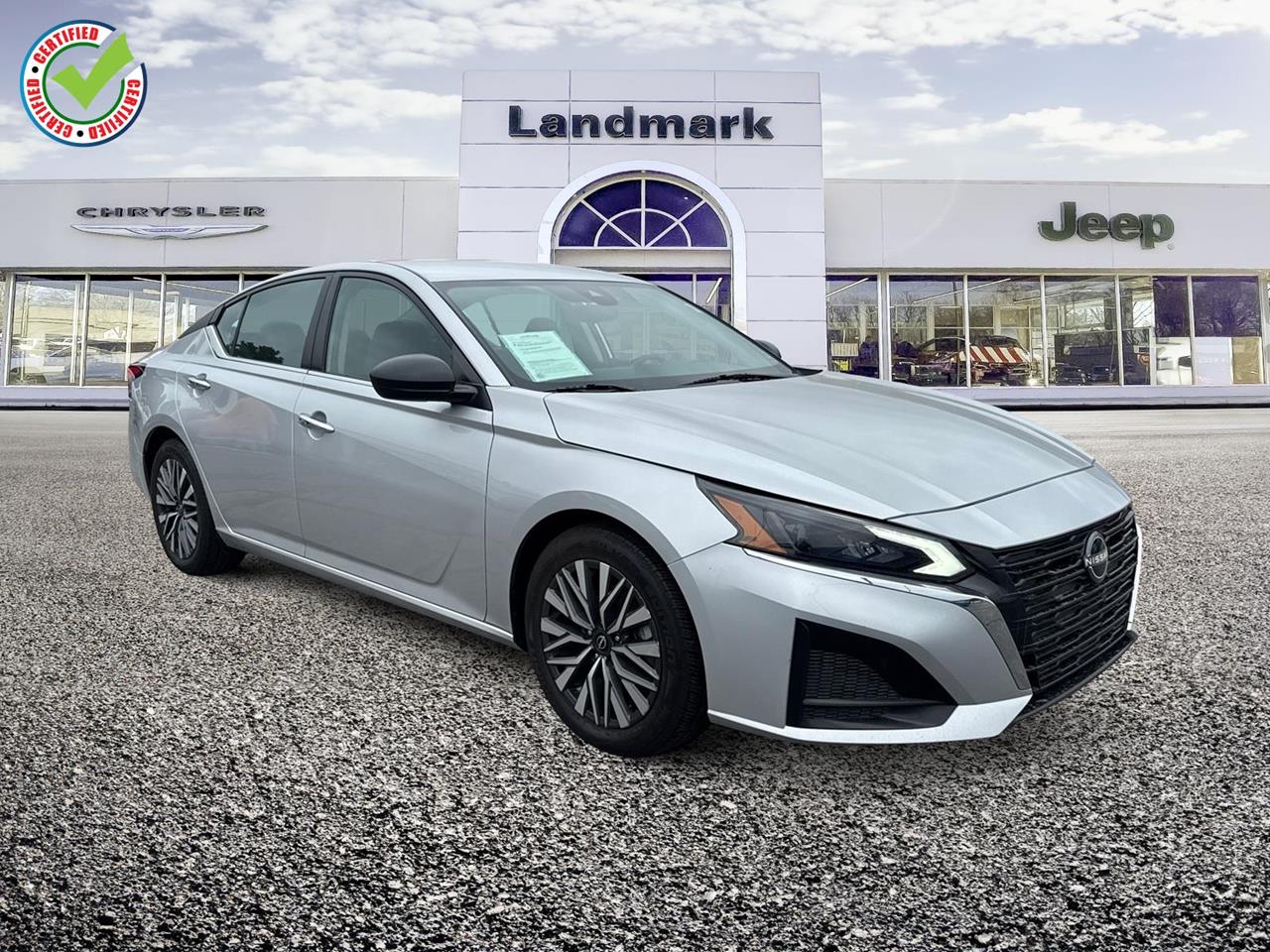 Used 2024 Nissan Altima 2.5 SV Cars