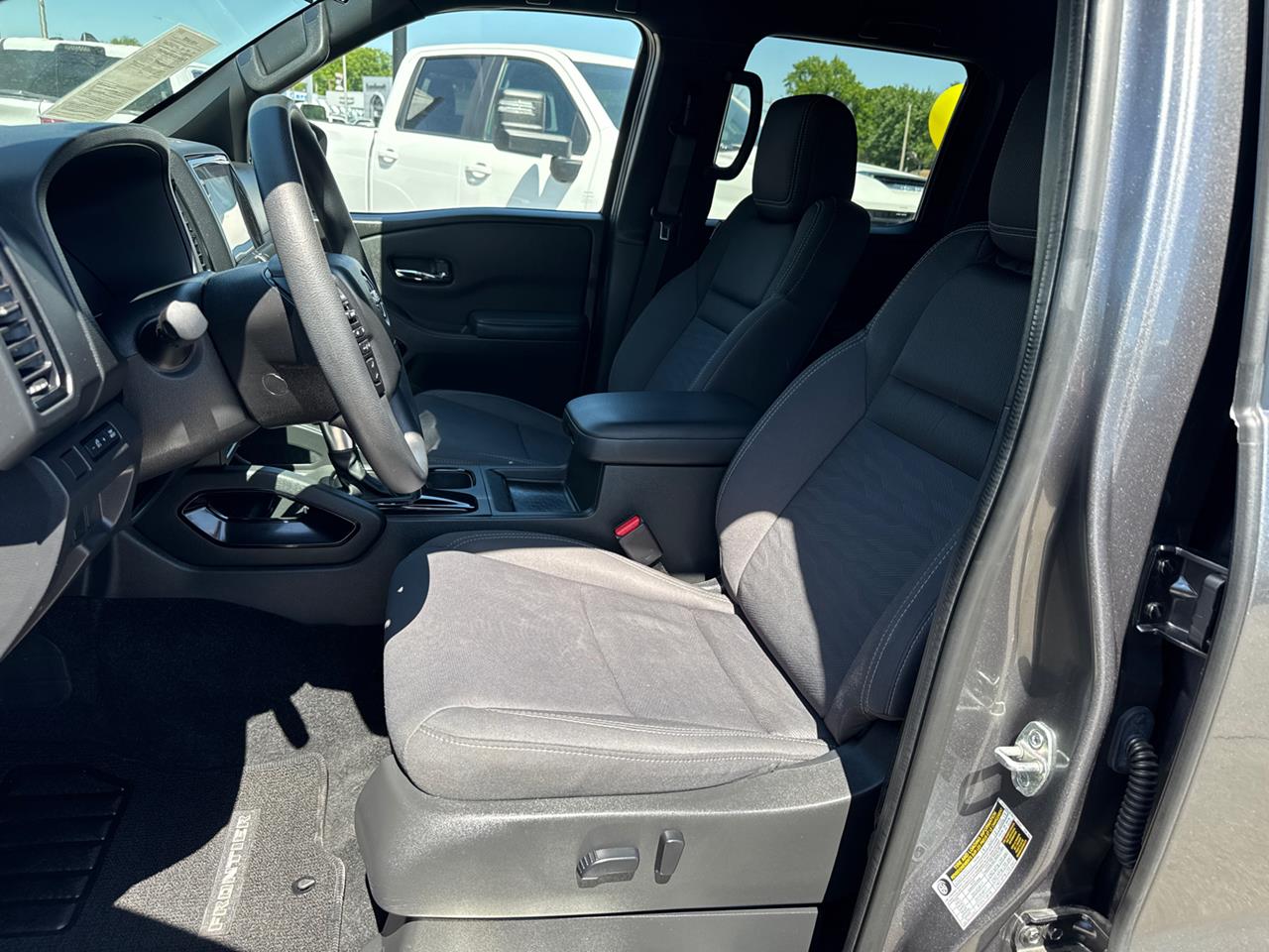 2023 Nissan Frontier