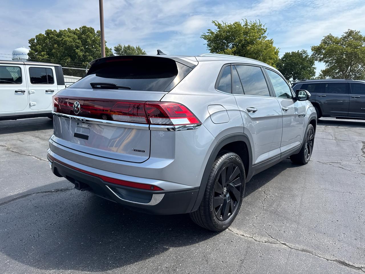 2024 Volkswagen Atlas Cross Sport