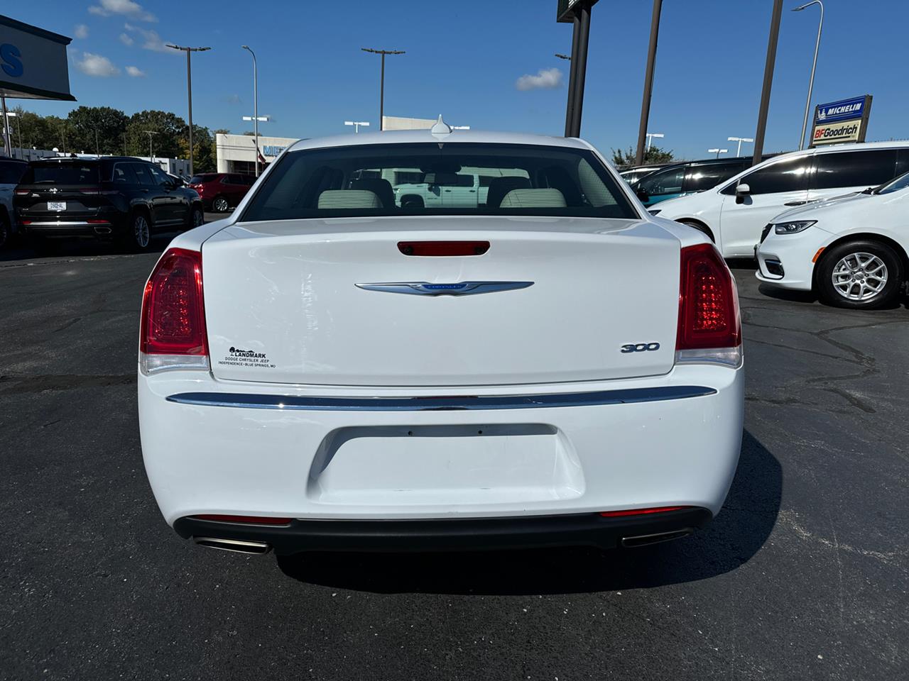 2019 Chrysler 300