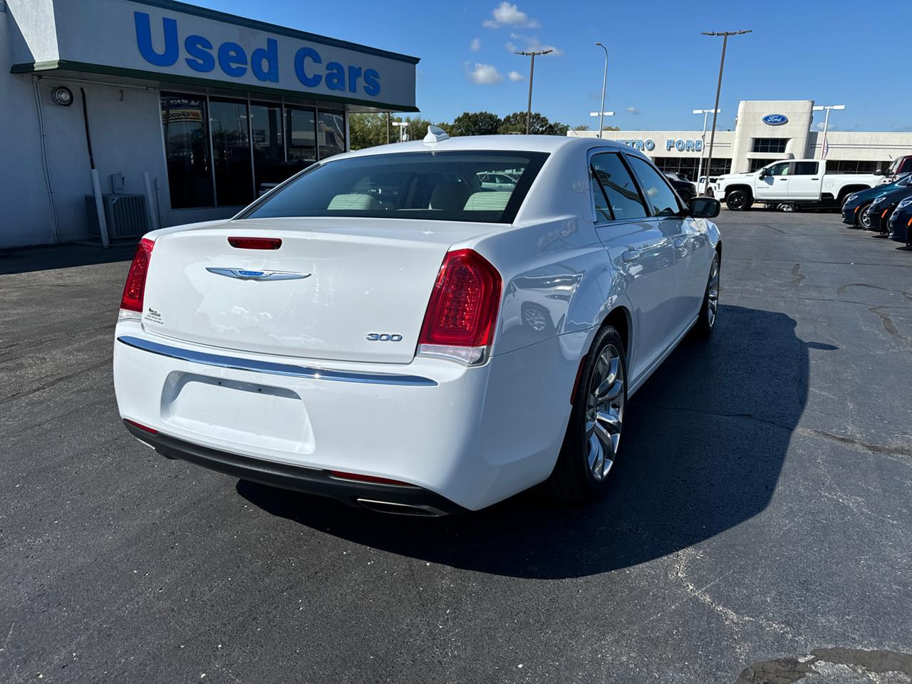 2019 Chrysler 300