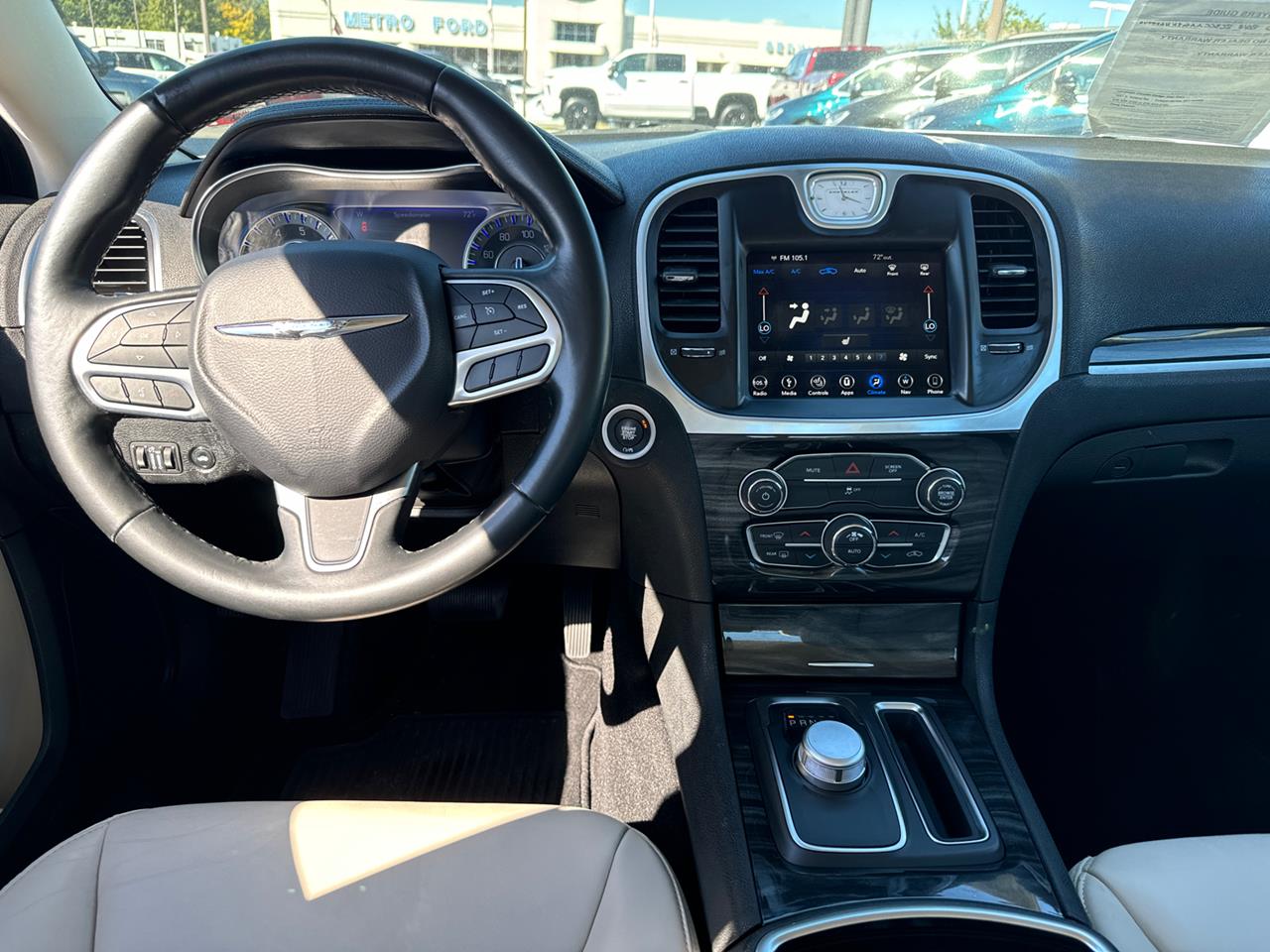 2019 Chrysler 300