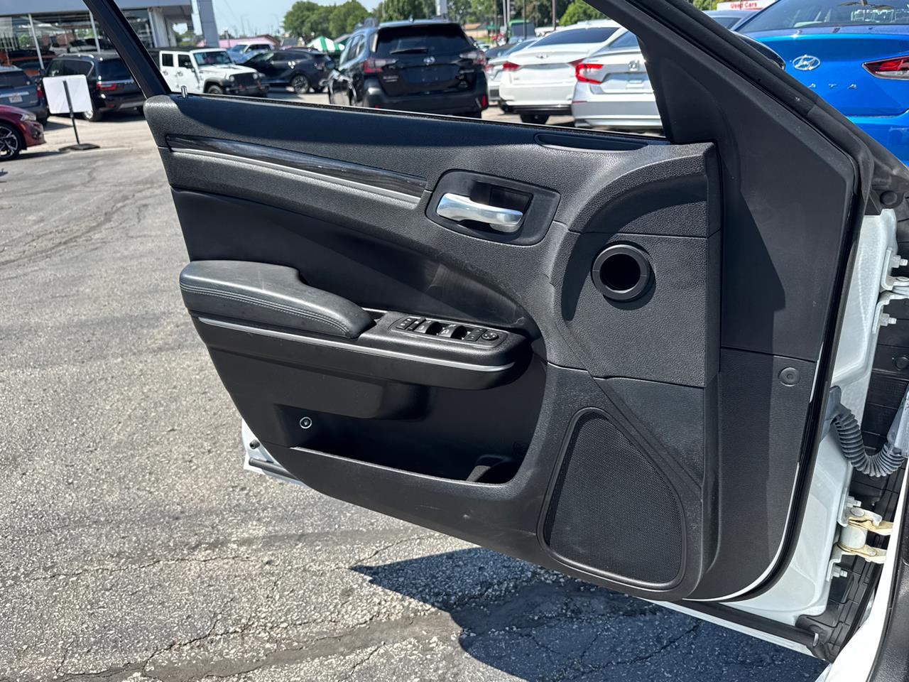 2022 Chrysler 300