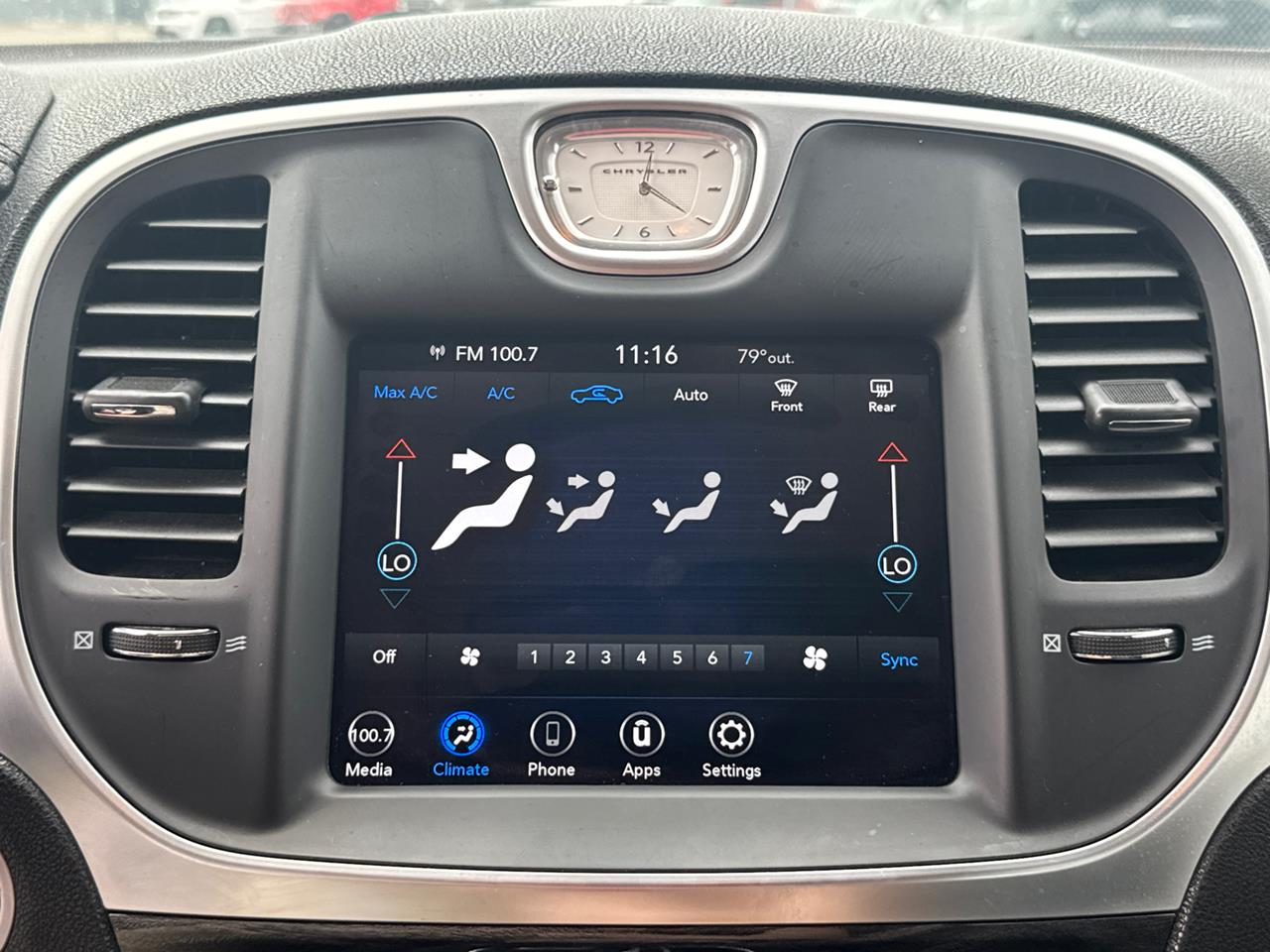 2020 Chrysler 300