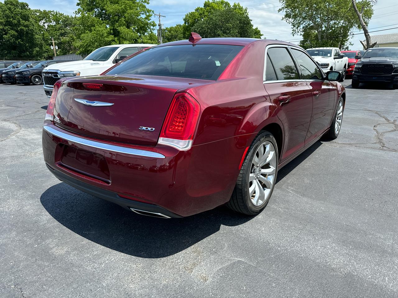 2019 Chrysler 300