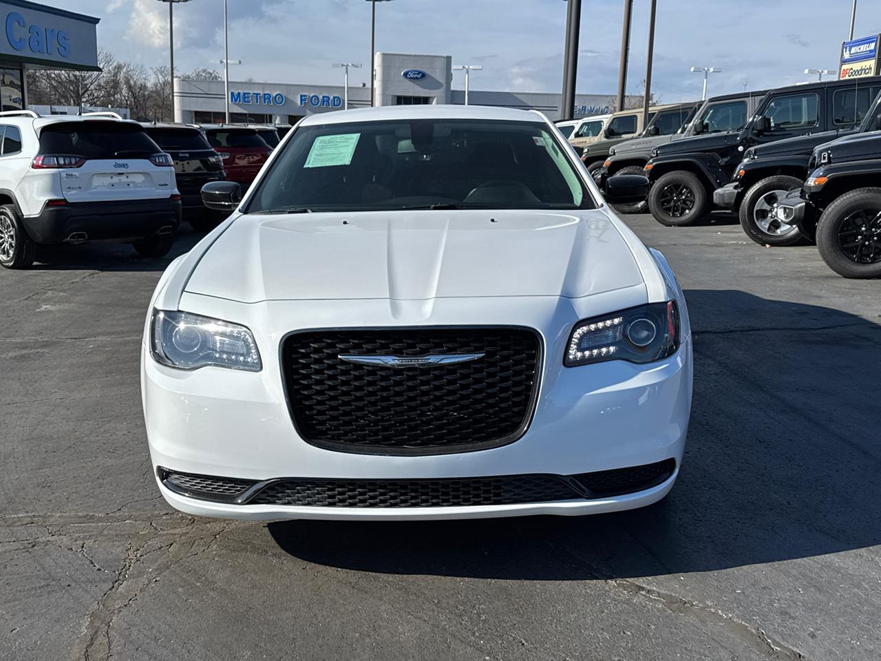 2021 Chrysler 300