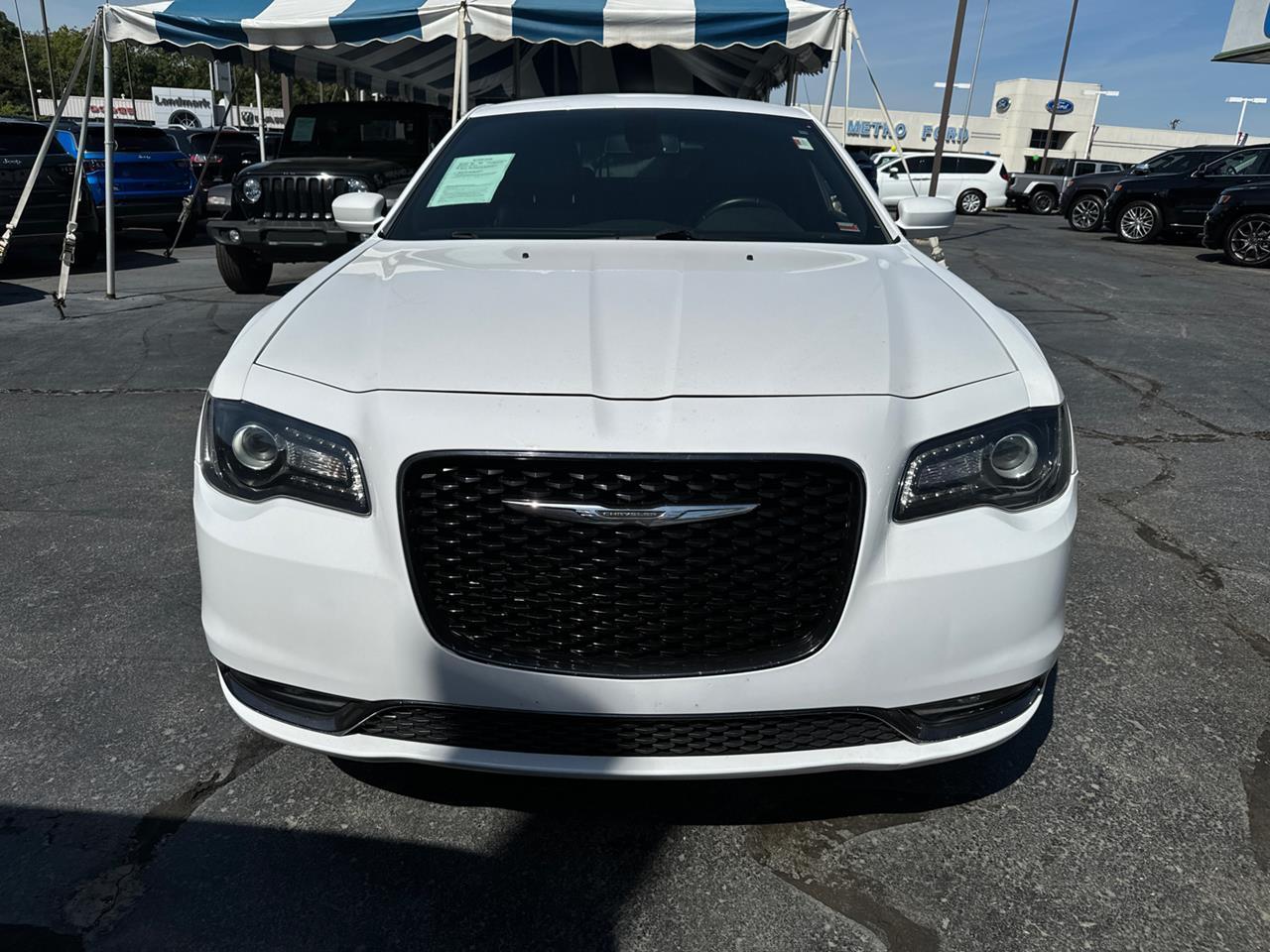 2018 Chrysler 300