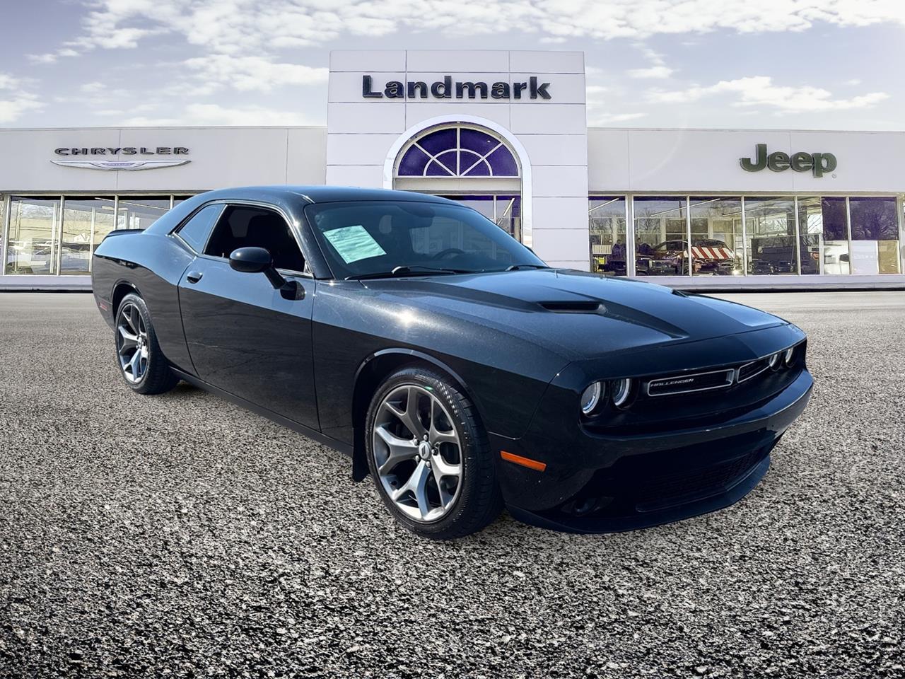 Used 2017 Dodge Challenger SXT Cars