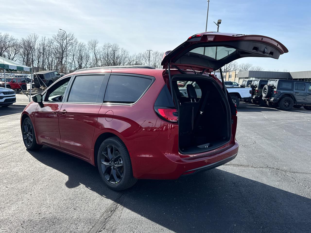 2026 Chrysler Pacifica