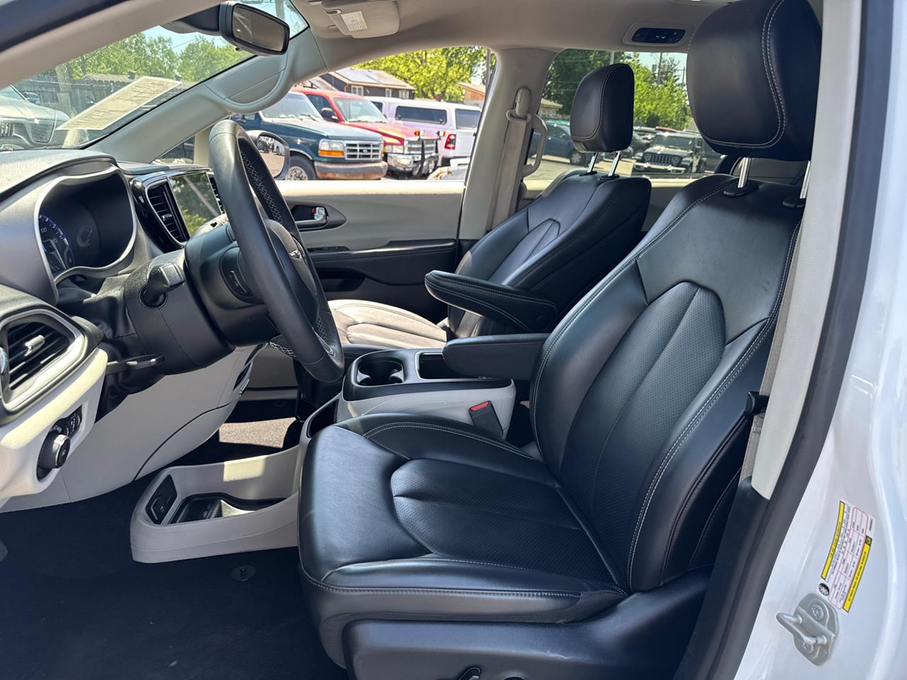 2023 Chrysler Pacifica