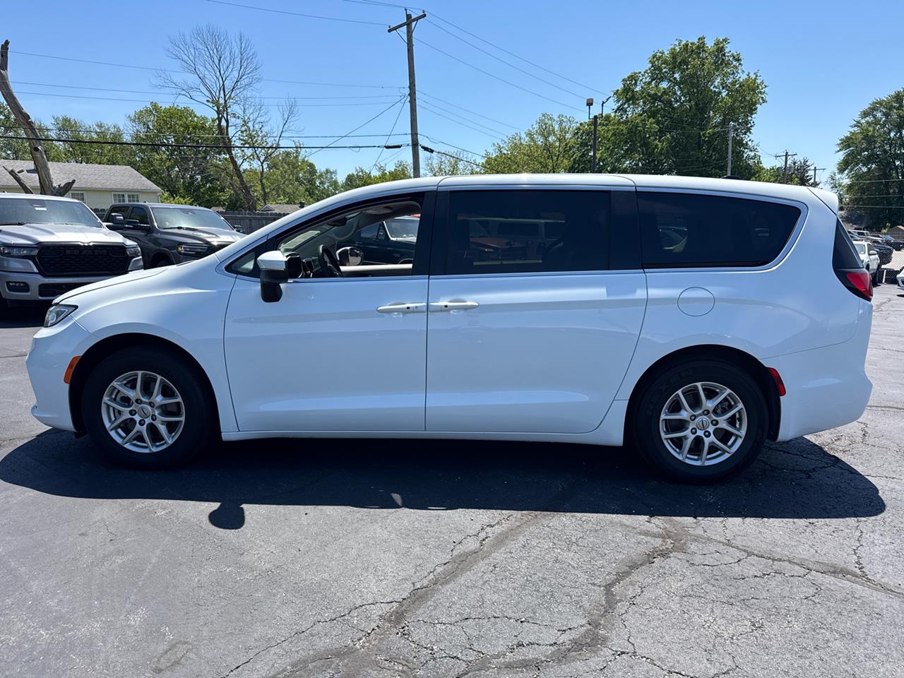 2023 Chrysler Pacifica