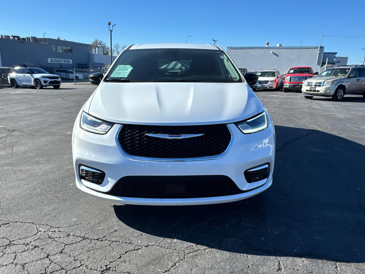 2024 Chrysler Pacifica