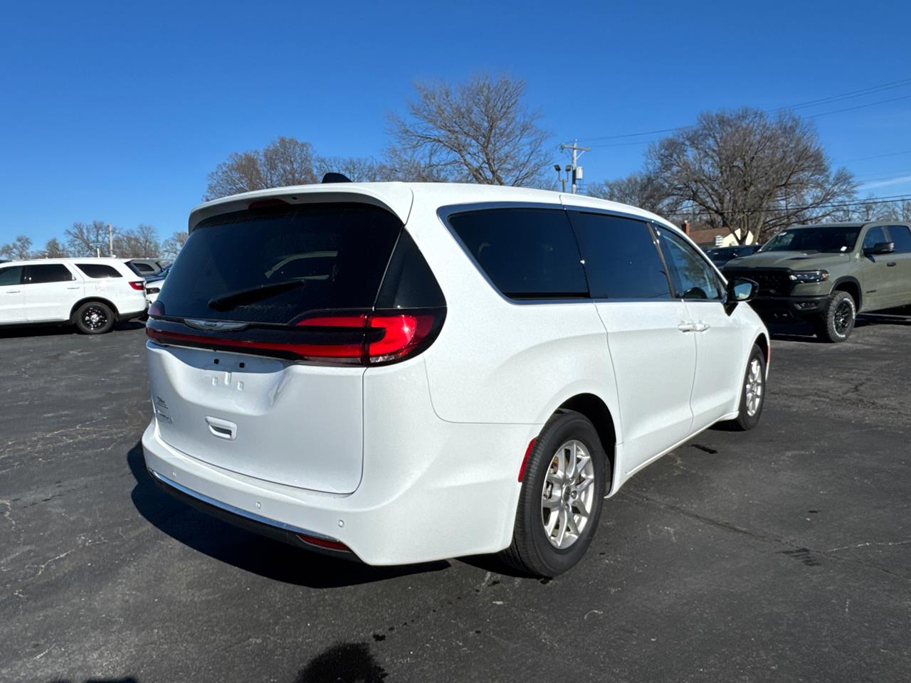 2024 Chrysler Pacifica