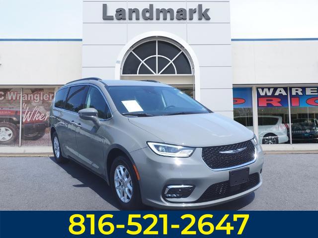 Used 2022 Chrysler Pacifica Touring L Van