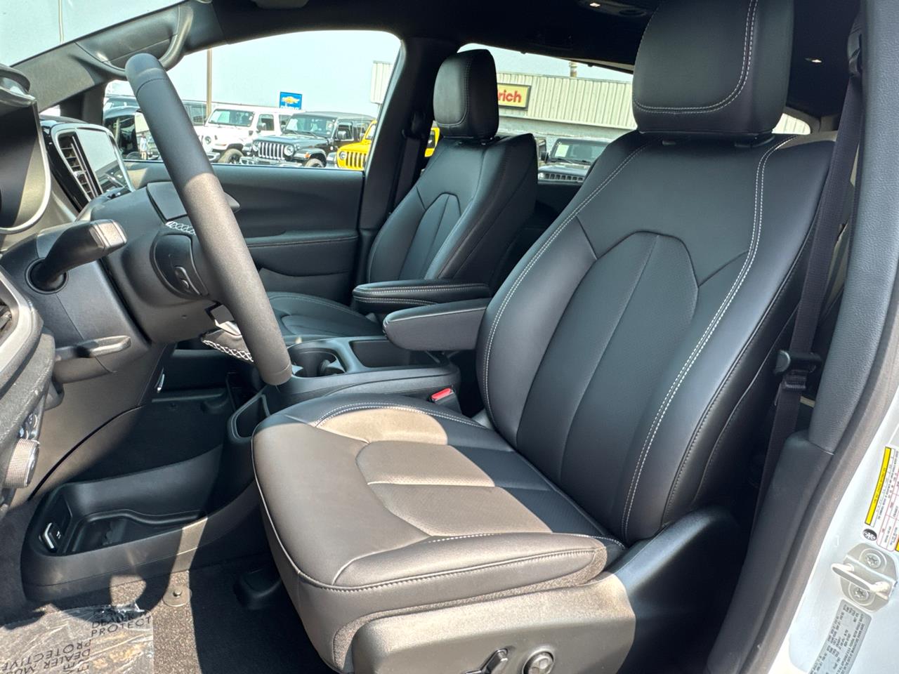 2025 Chrysler Pacifica