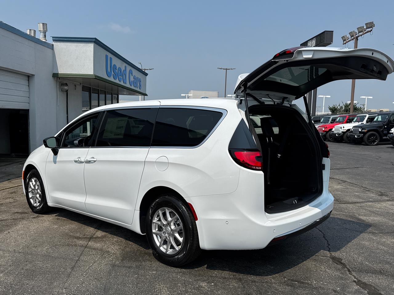 2025 Chrysler Pacifica