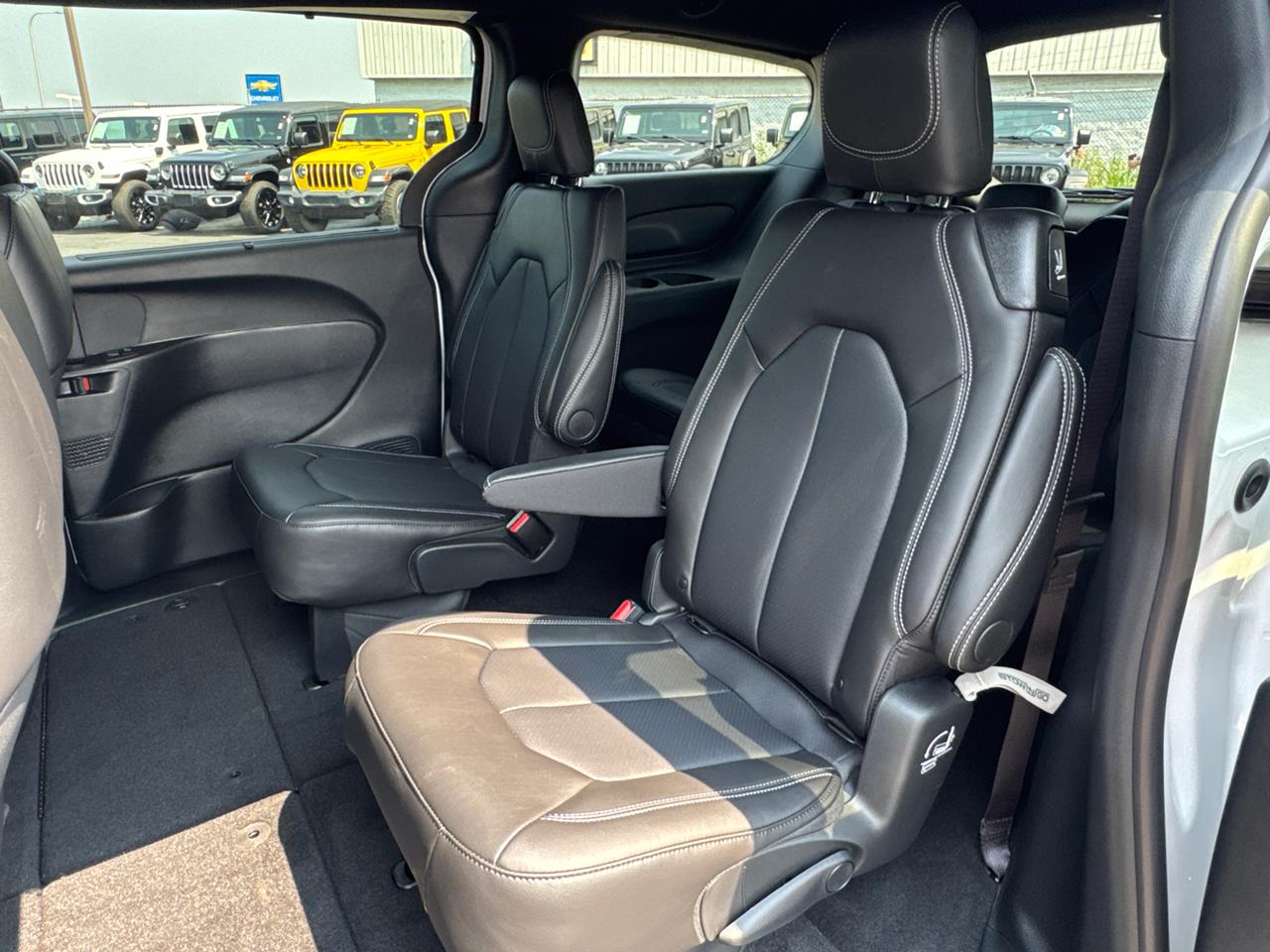 2025 Chrysler Pacifica