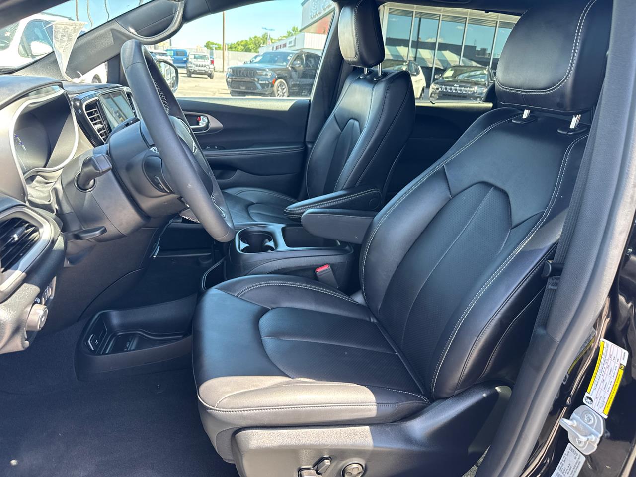 2025 Chrysler Pacifica