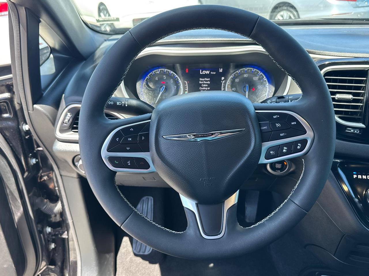 2025 Chrysler Pacifica