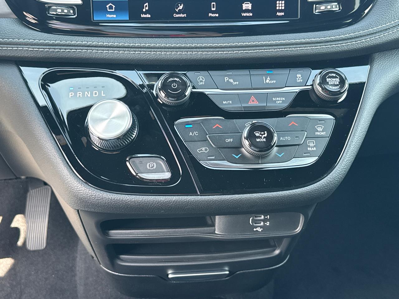 2026 Chrysler Pacifica
