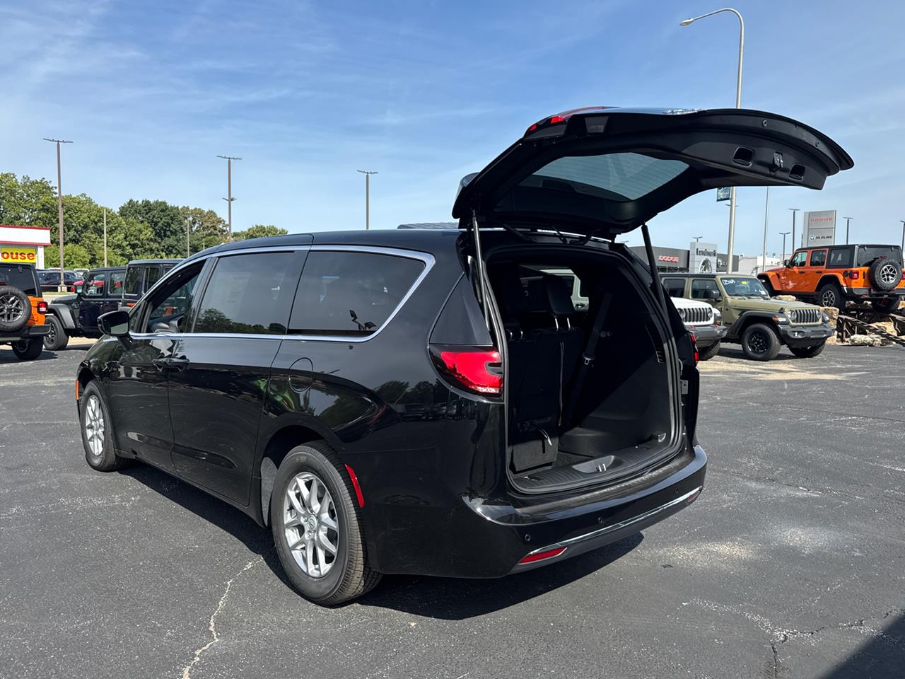2026 Chrysler Pacifica