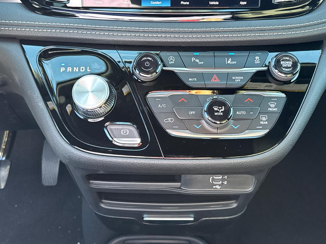 2026 Chrysler Pacifica