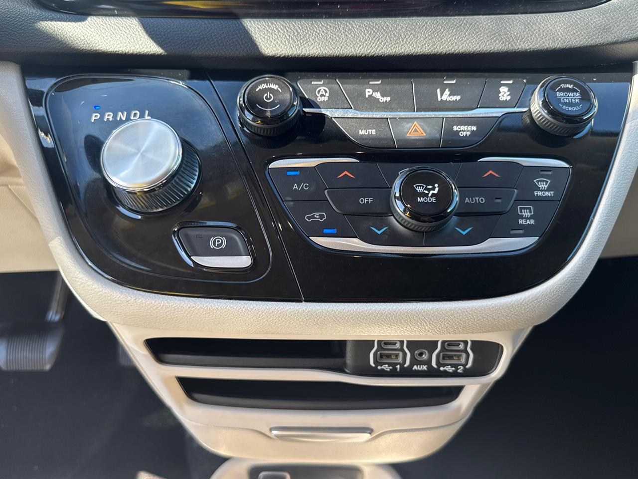 2023 Chrysler Pacifica