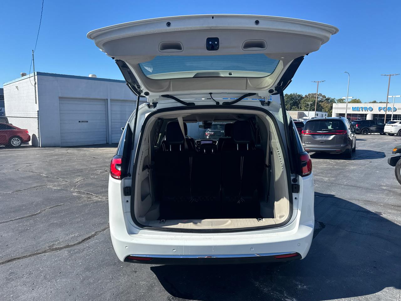 2023 Chrysler Pacifica