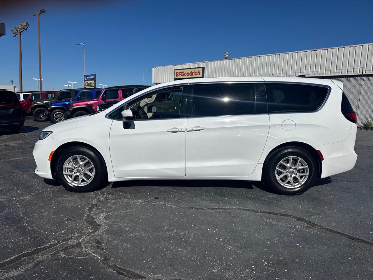 2023 Chrysler Pacifica