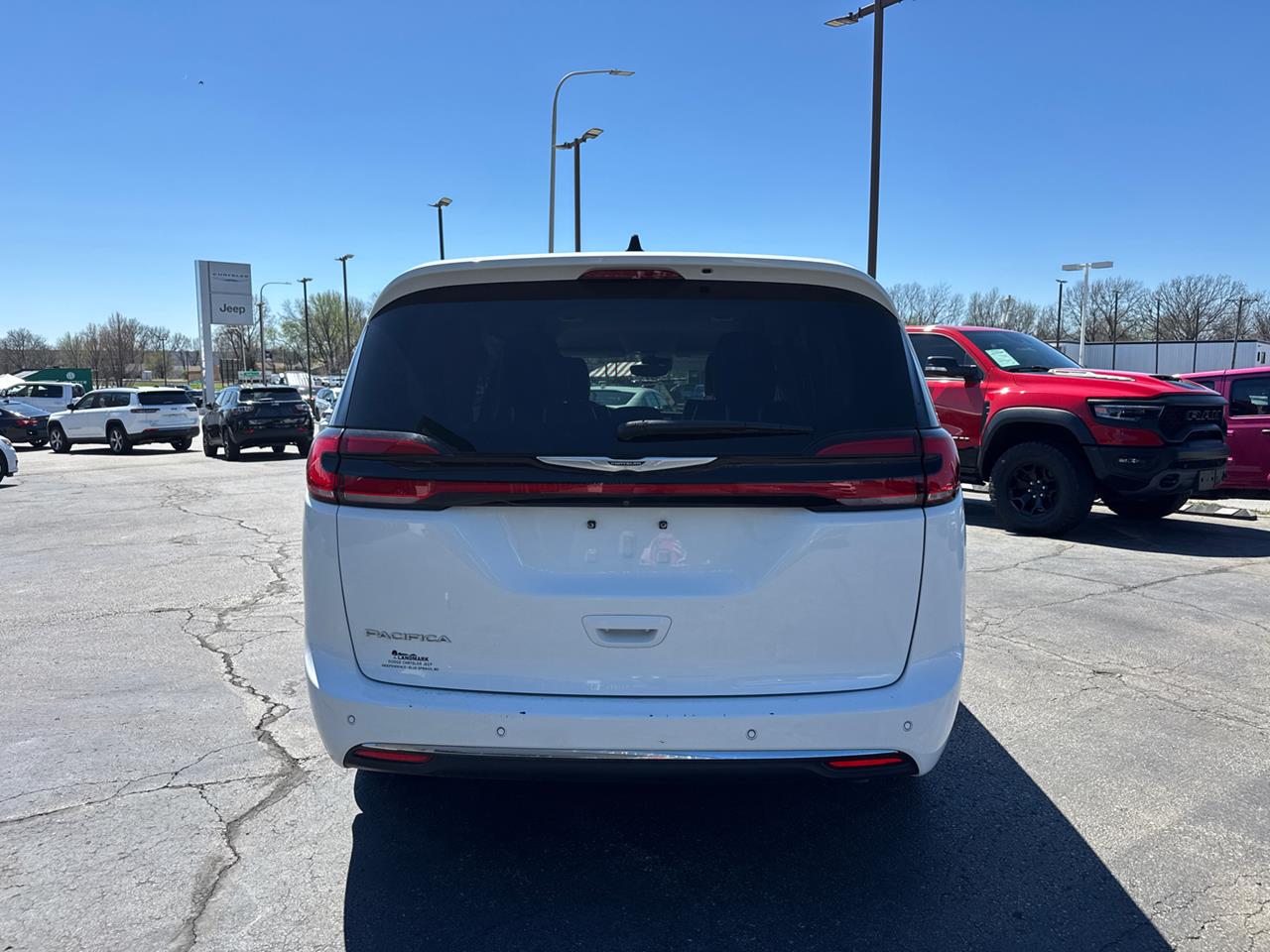2023 Chrysler Pacifica