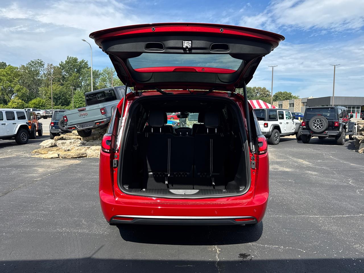 2026 Chrysler Pacifica