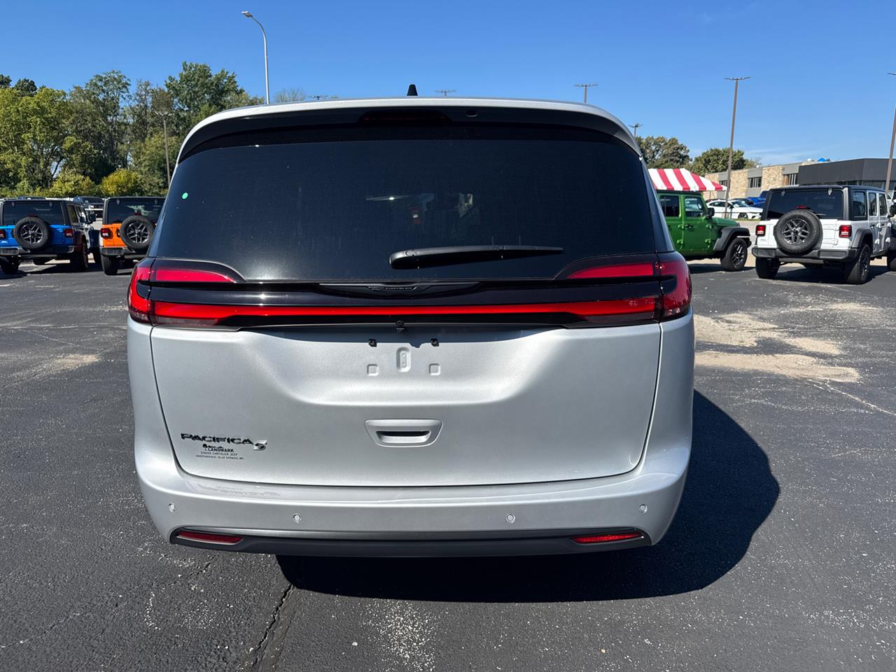 2026 Chrysler Pacifica