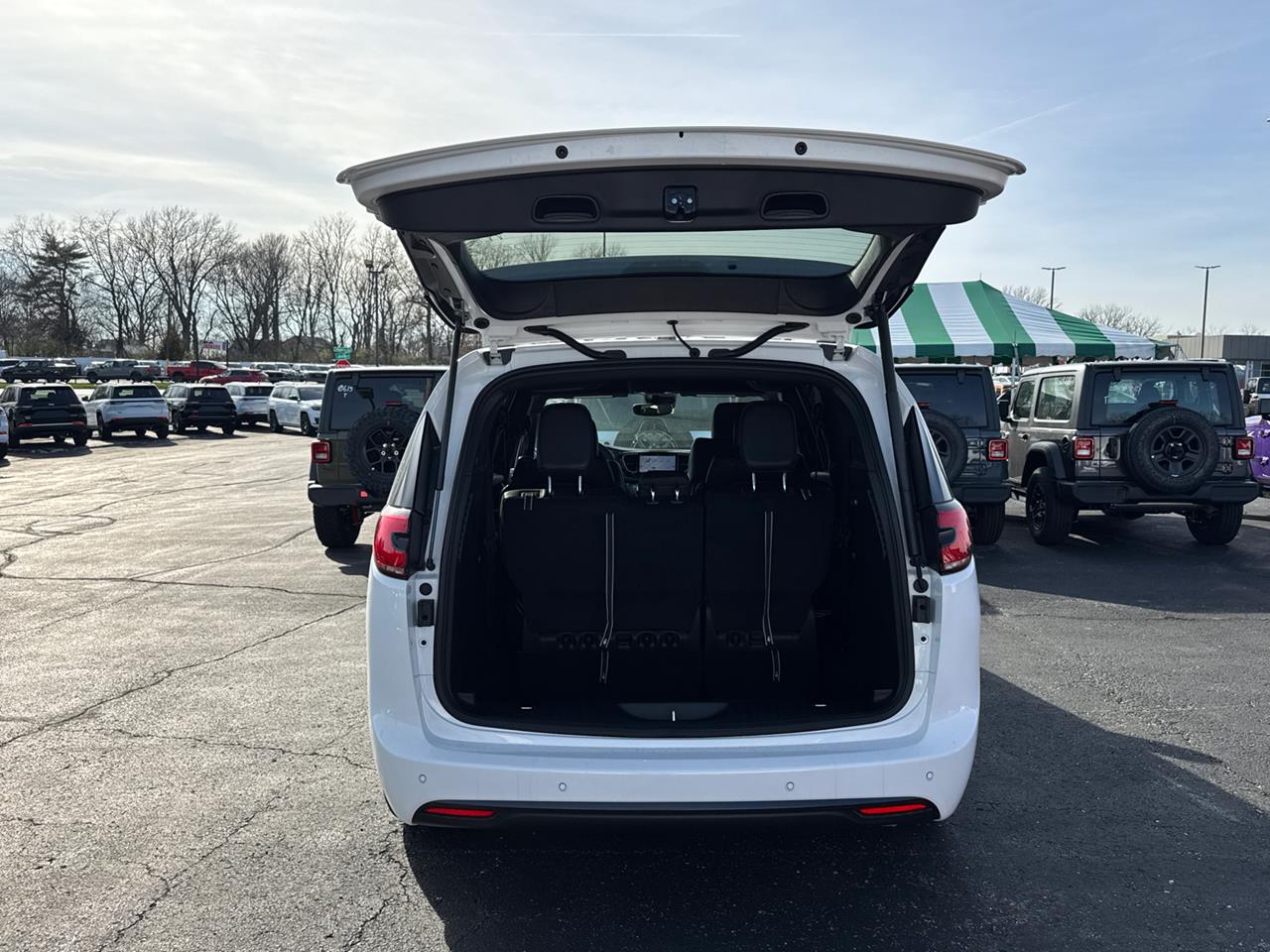 2026 Chrysler Pacifica