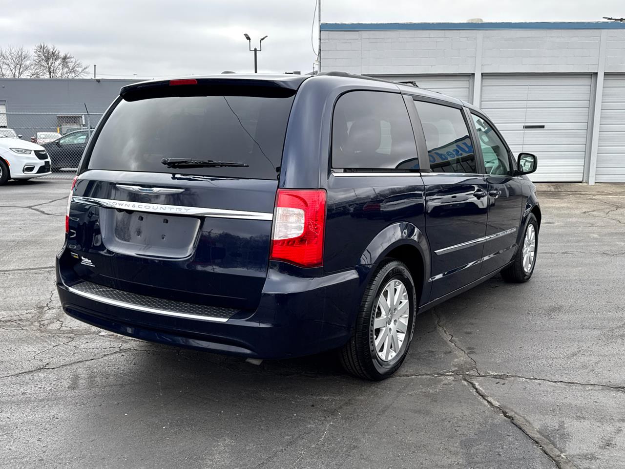 2016 Chrysler Town and Country