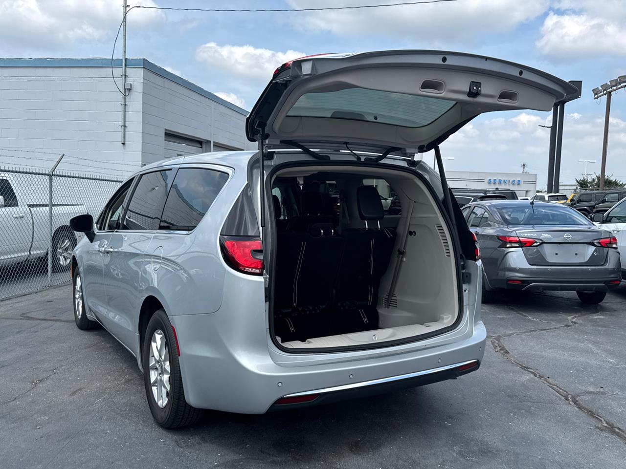 2023 Chrysler Pacifica