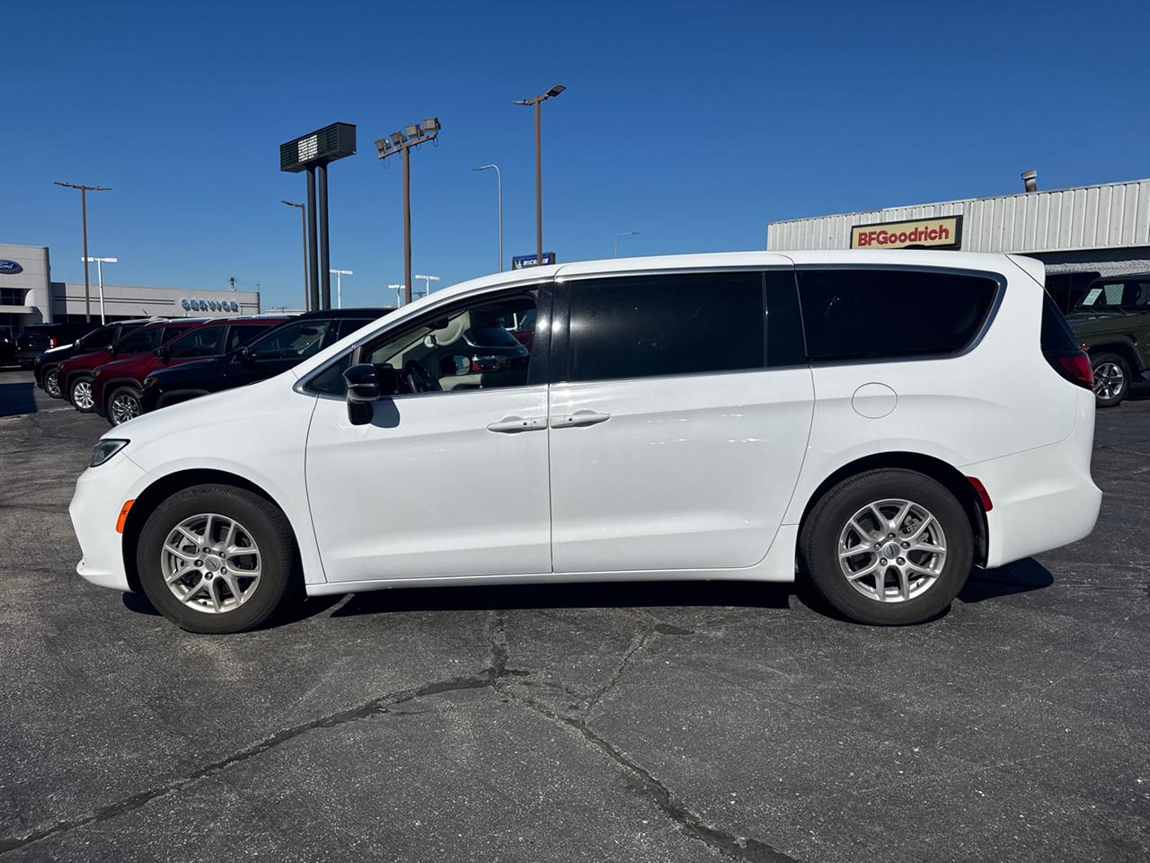 2024 Chrysler Pacifica