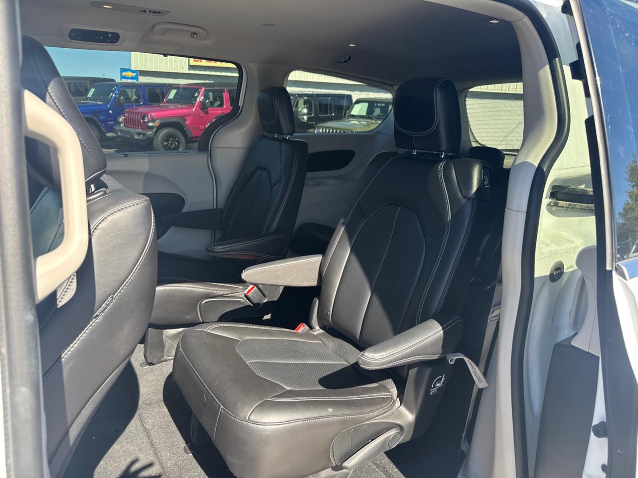 2024 Chrysler Pacifica