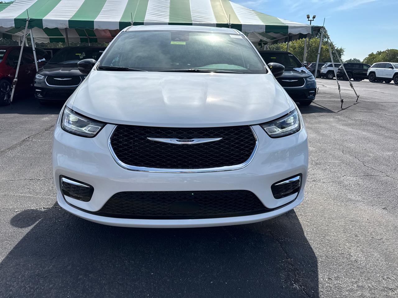 2026 Chrysler Pacifica