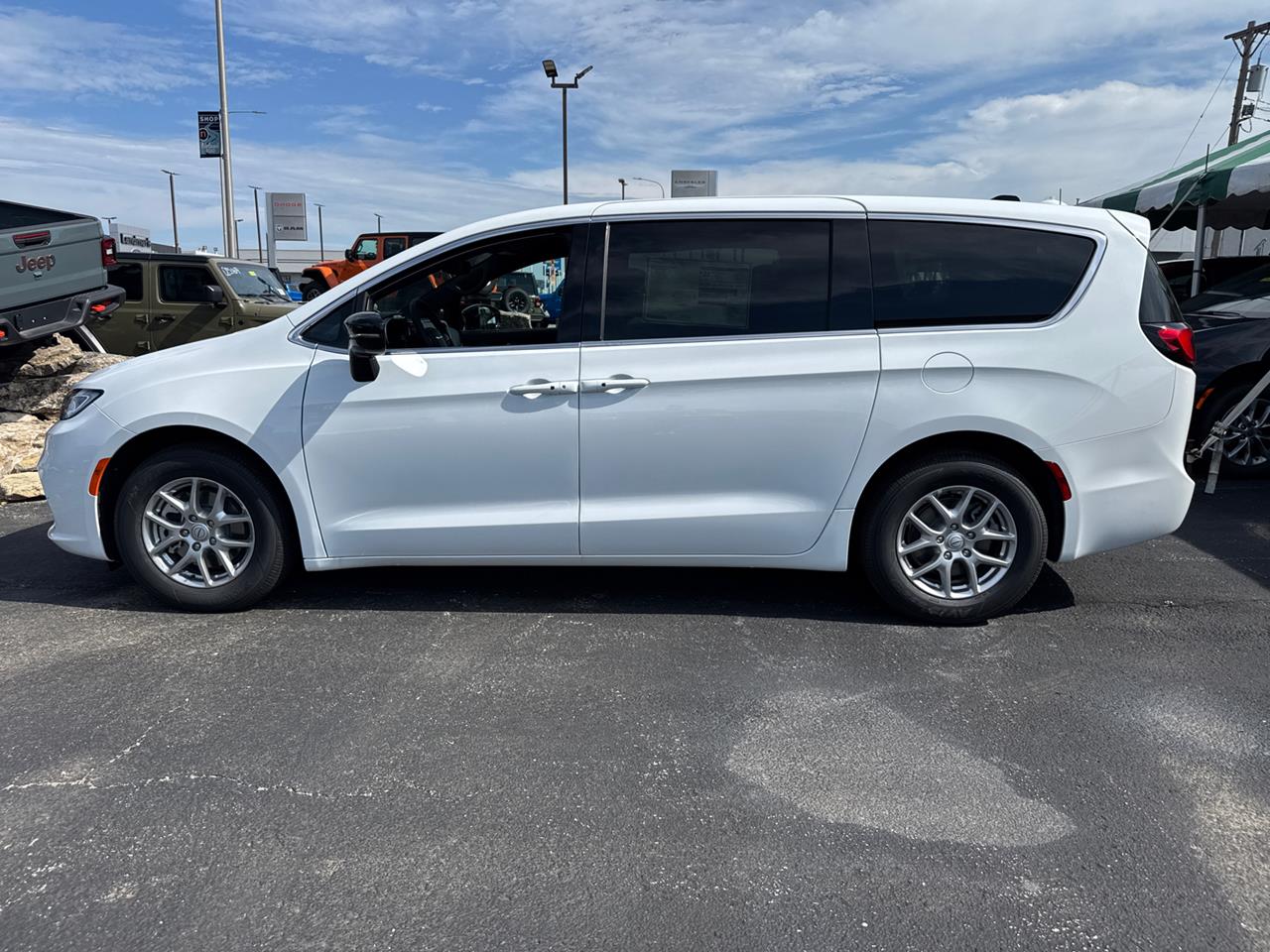 2026 Chrysler Pacifica