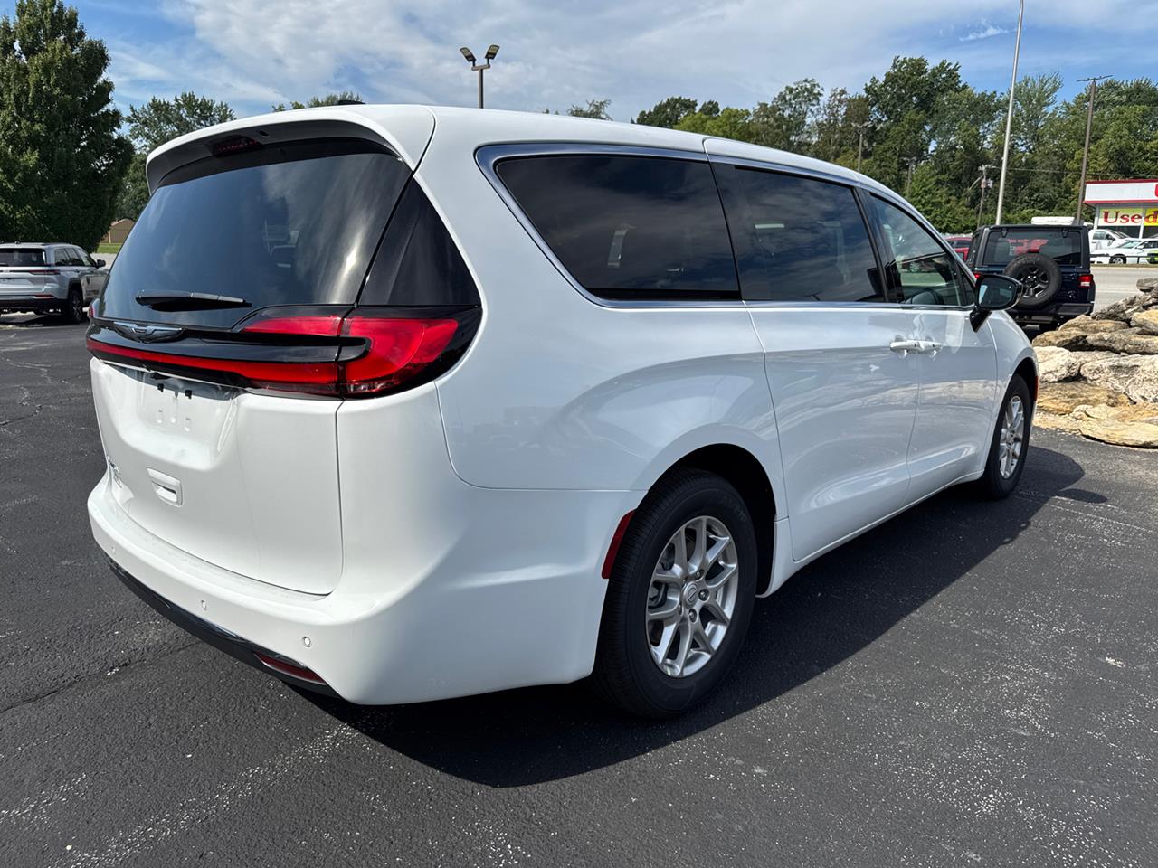2026 Chrysler Pacifica