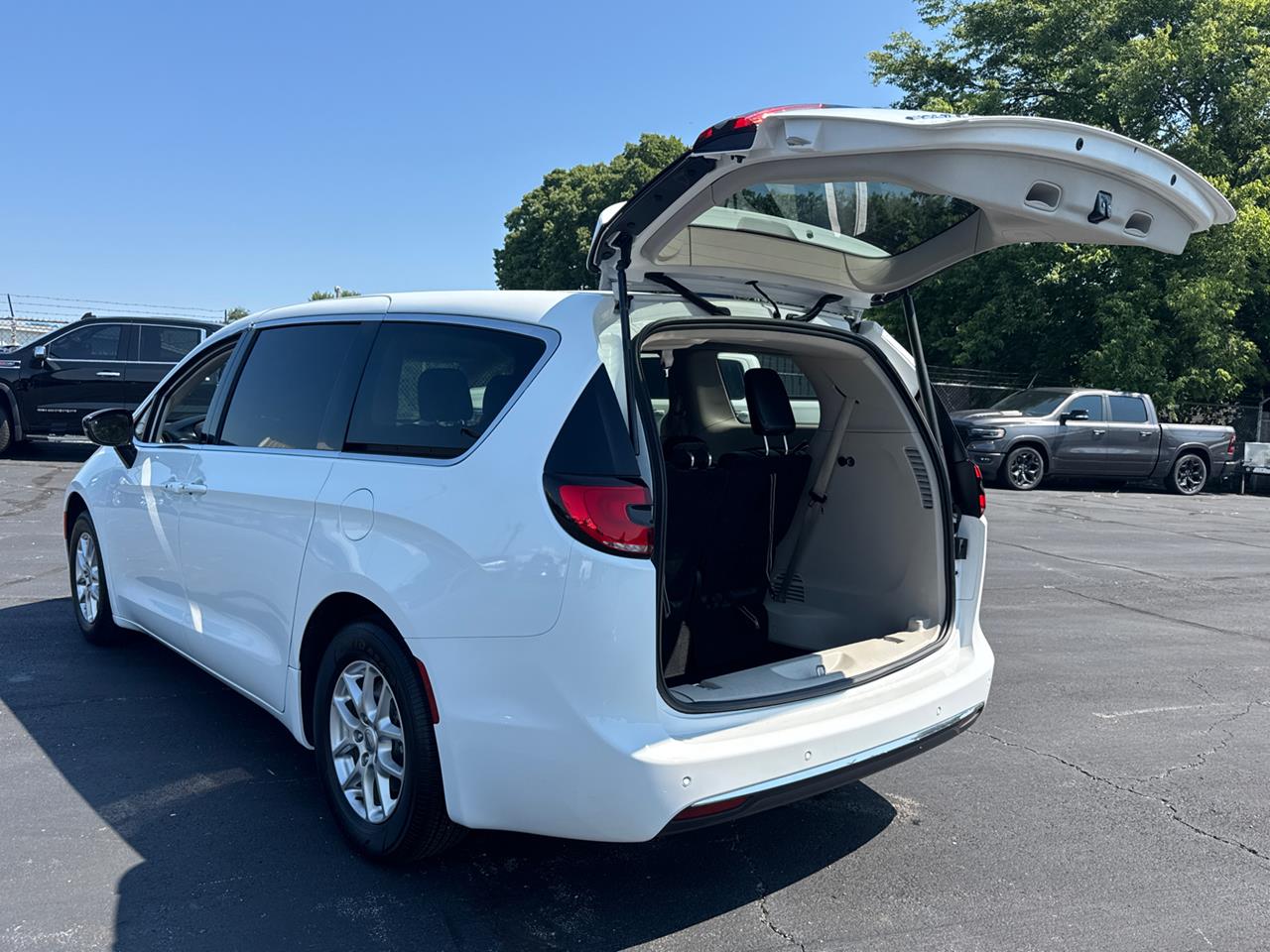 2024 Chrysler Pacifica
