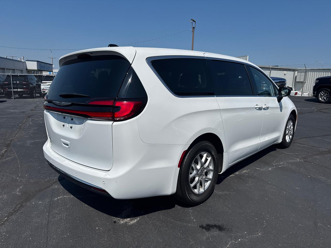 2024 Chrysler Pacifica