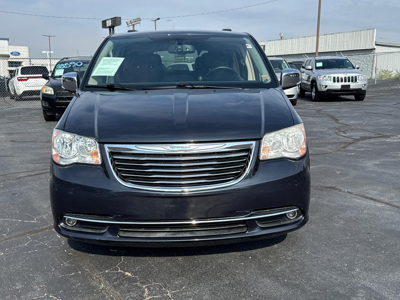 2014 Chrysler Town and Country