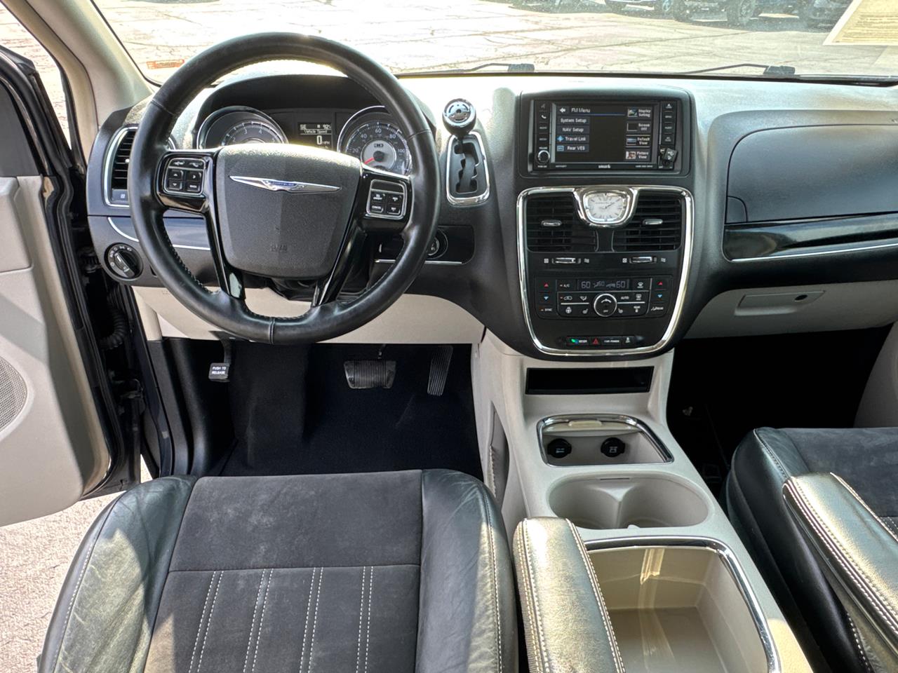 2014 Chrysler Town and Country