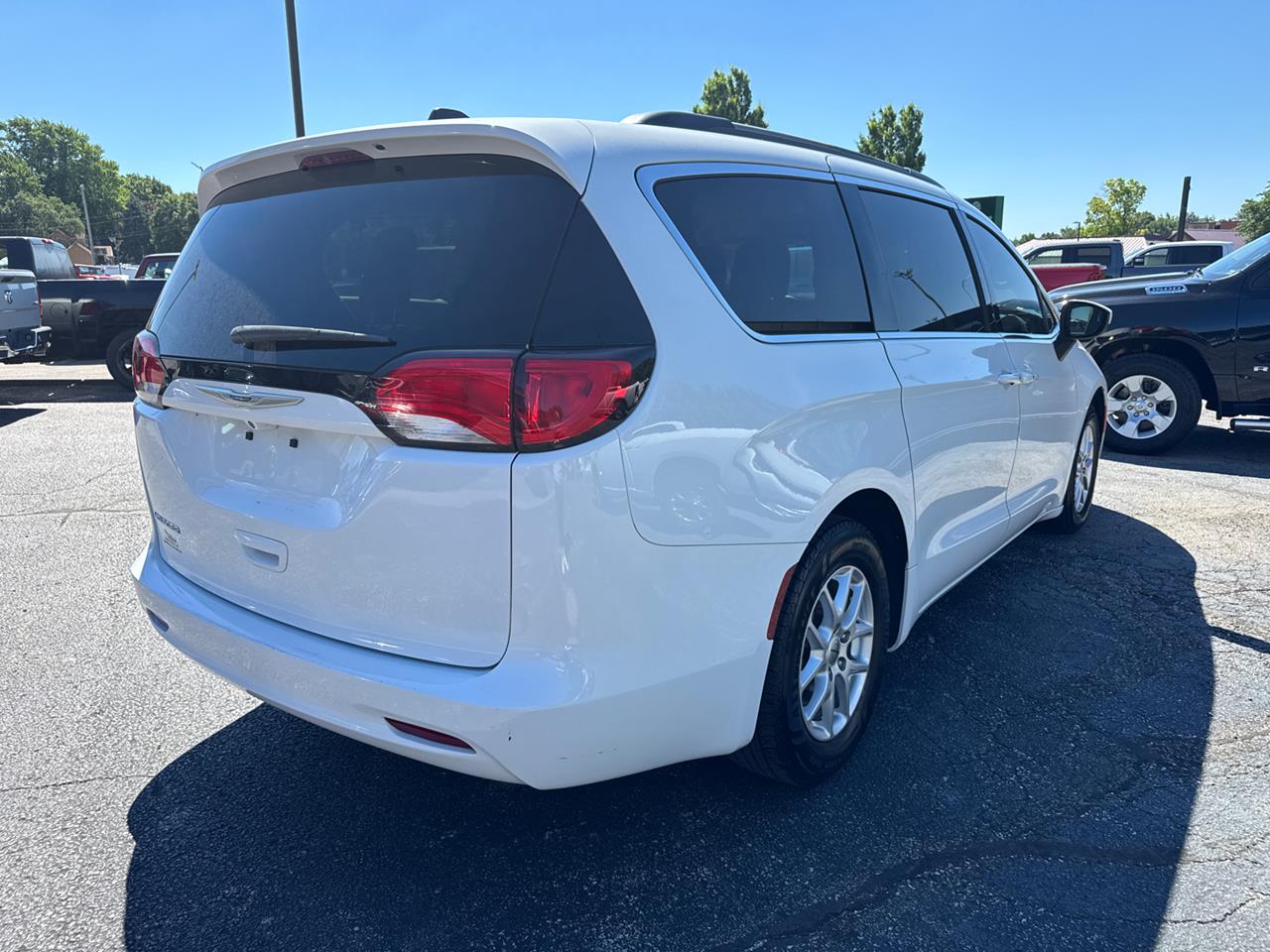2021 Chrysler Voyager